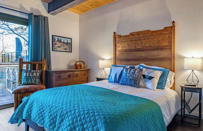 Legacy Lodge by Avantstay Upper-level Retreat Deck, Hot Tub - Foto 3