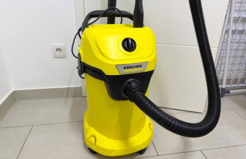 ImmoStay #3 - Penthouse mit zwei Balkonen & Seeblick, Parking & WiFi - Foto 42