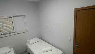 Apartamento com jardim e ar condicionado na sala e quartos na Av Blumenau - Foto 3