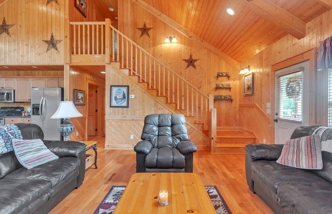 Cozy Mountain Retreat W/ Scenic Views 3 Bedroom Home by RedAwning - Foto 16