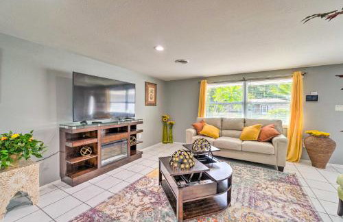Peaceful Venice Villa w/ Patio - 2 Miles to Beach! - Foto 4