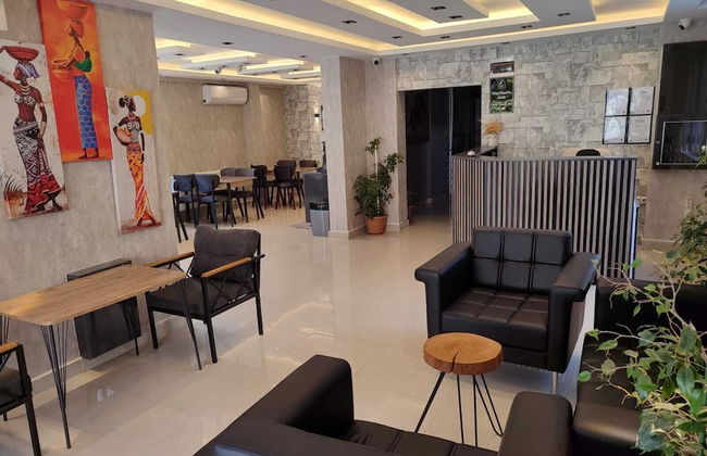 Cam Suites - Photo 2