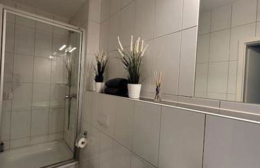 Mit Blick in den Emsseepark - Foto 14