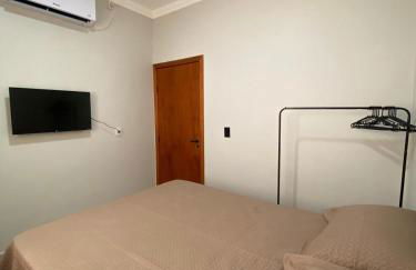 Casa Moderna com 2 Quartos, Área Gourmet e Ar-Condicionado - Photo 3