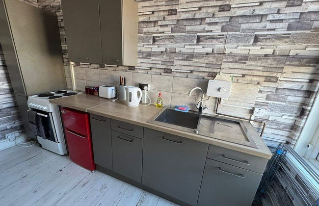 2 Bed Flat - Sleeps 3 - Parking - Wifi - Foto 9