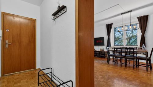 Großzügiges Industrie Design Apartment für bis zu 6 Personen, Nähe Messe und DUS, verkehrsgünstig - Familien, Gruppen und Firmen - Foto 3