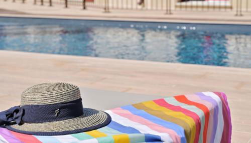 Résidence Les volets rouges - Duplex de standing avec piscine - Foto 2, Garden, Garden view