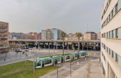 Playa a pie y a 15 minutos de Ramblas y Plaza Catalunya en metro - Foto 18