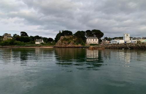 Grande maison familiale les pieds dans l'eau - Foto 39