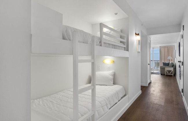 Pelican Beach Resort 1207 - Photo 5