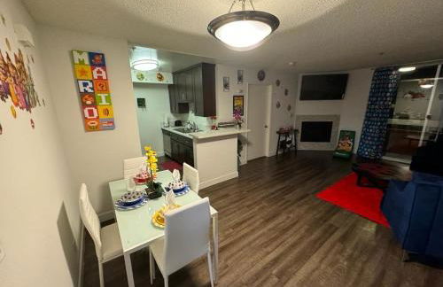 Mario, Disney & not themed Loft Universal Studios 10min loft apartment - Foto 19