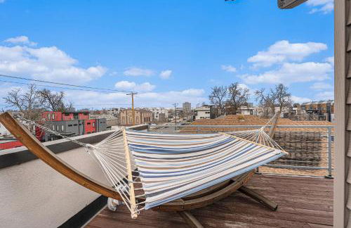 Walk to Broncos Stadium Hot tub & Rooftop - Foto 33