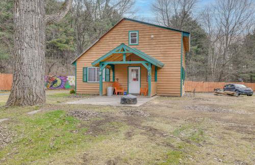 Charming and Cozy Cabin Near Lake Champlain! - Foto 22