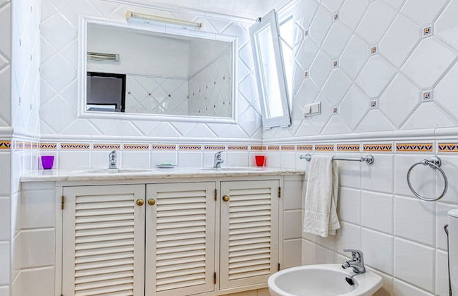 14B Quinta do Paraiso Amazing House Located in t - Foto 12