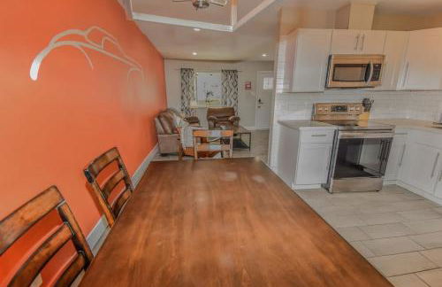 Reno Retreat 3 King Beds by Casinos and University - Foto 33