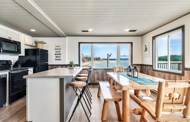 The Lodge at Lakeside - Photo 22