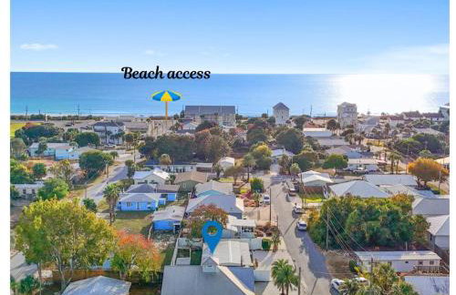 PCB Beach Paradise, Steps to SAND, Sleeps 8 - Foto 1