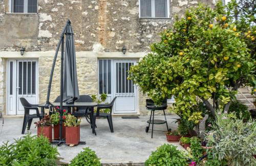 Maria's cottage house - Photo 17