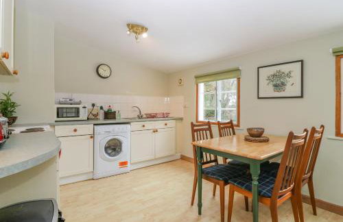 The Bungalow - Photo 6