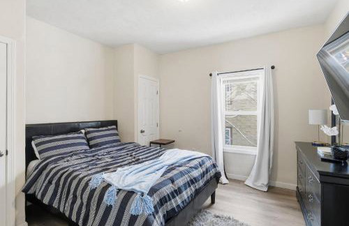 Cozy Adventure Filled Escape Free parking apts - Foto 26