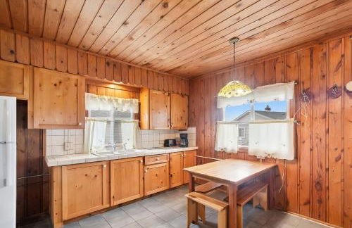 Sunnyside Combined 12BR 5BA Lakefront Retreat - Foto 19