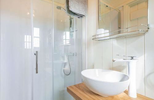 1 Bed in Hayfield 87592 - Photo 13