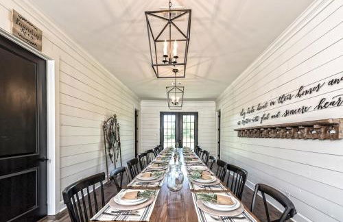 FIXER UPPER’s Original BARNDOMINIUM!! Sits on Private 16 wooded acres & lake - Foto 18