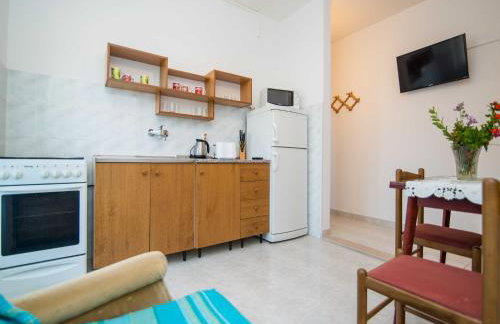 Comfortable Kastel Stafilic Apartment with Balcony - Two Bedroom Apartment with Balcony and Sea View - Foto 6