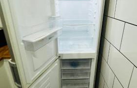 1 Bedroom Pet Friendly Apt Wd Free Wifi, Parking, Netflix & Pool Table. Sleeps 3 - Photo 66