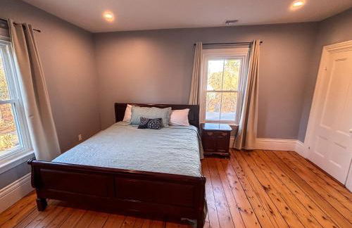 7BR Estate with Htd Pool Near Gillette, World Cup - Foto 5