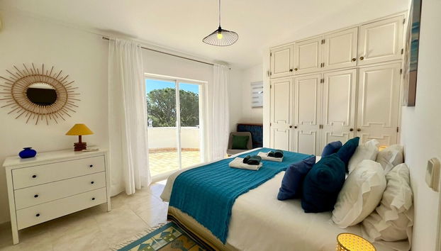 Vilamoura Brightness Villa With Pool by Homing - Foto 4, Habitación