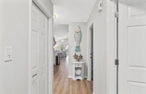 Sunshine House! 3BR 2BA Sleeps 9! Your Perfect Retreat for Comfort and Style - Foto 116