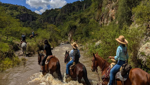 Reiten mit köstlichem typischem Mittagessen – Halbtagestour - Foto 3