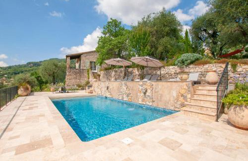 Charm, luxury, stunning views, villa with pool - Foto 47