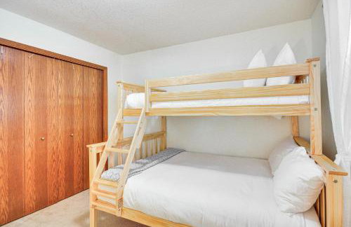 Steps to River! Rhododendron Family Retreat - Foto 19