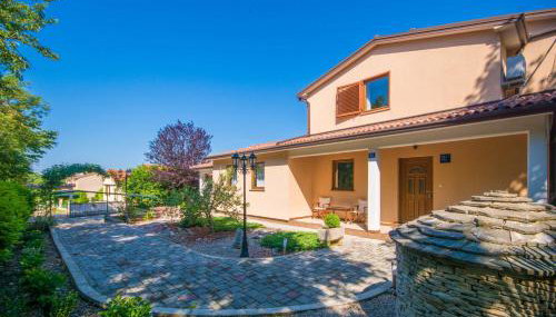 Villa Brigita, a beautiful villa close to the beach - Photo 3, Garden, Garden view