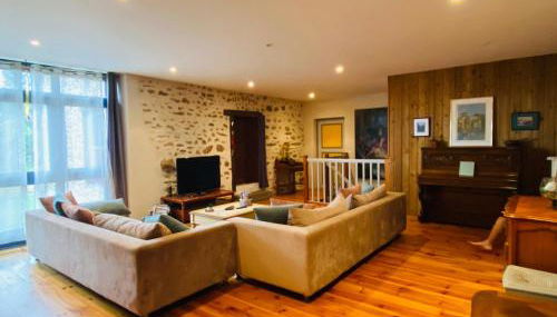 Gîte 4 étoiles au cœur de l’Auvergne avec terrasse, jardin clos et équipements pour enfants - FR-1-582-476 - Foto 5