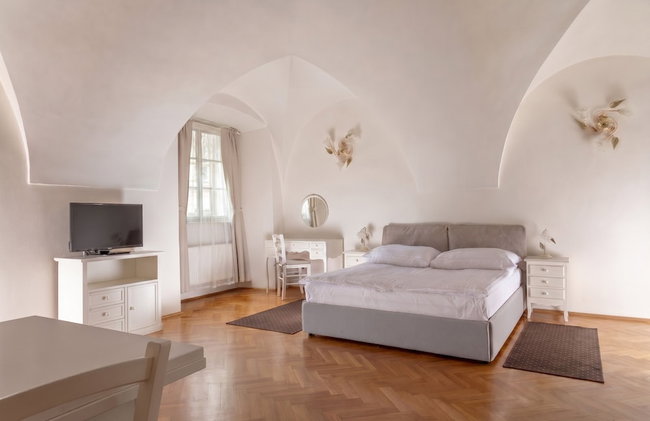 Three Golden Crowns Apartments - Foto 12