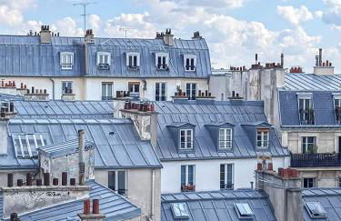 Montmartre vue sur les toits de Paris et la Tour Eiffel - Foto 5