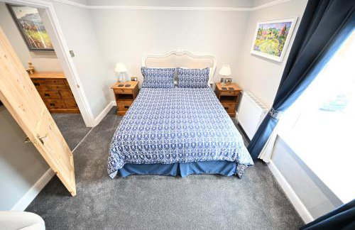 Wisteria Cottage Town Centre FREE PARKING - Foto 16