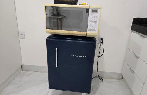 Flat completo a 5 minutos apé de mercado, farmácia - Foto 18