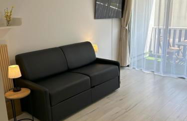 Riviera Retreat - Steps to Beach & Shops, Balcony & AC - Foto 10