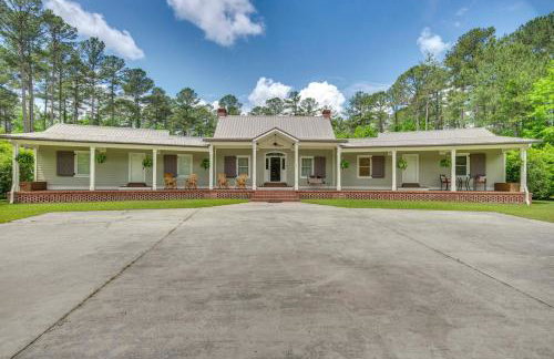 Private Walterboro Estate with Deck and Fire Pit! - Foto 1