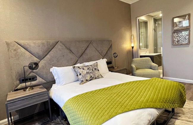 Menlyn Maine Luxury Rentals - Foto 9