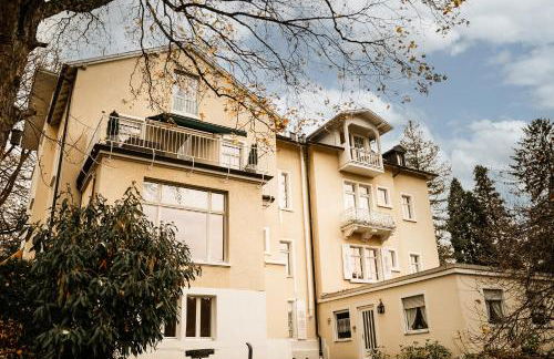 Villa Hedwig - Schwarzwald Apartments mit Thermalbad-Nähe & Balkon mit Bergblick - Foto 6