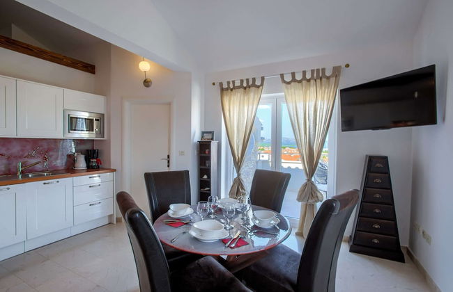 Apartment in Murter With Pool and Sea Views - Foto 29