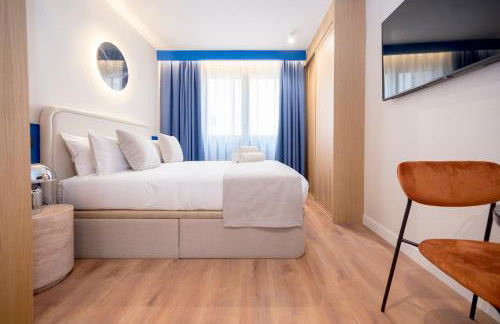 Iconic Suites - Photo 86