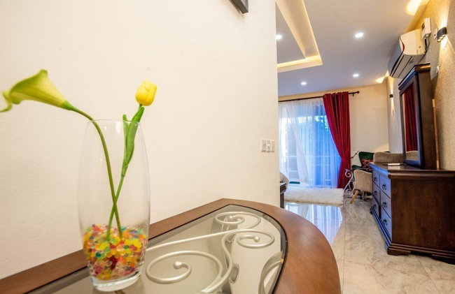 Lux Suites Hayana Palm Apartments - Photo 42