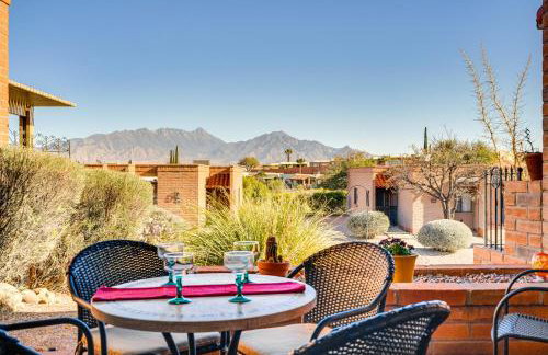 Close to Golf: Mtn-View Townhome in Green Valley - Photo 21
