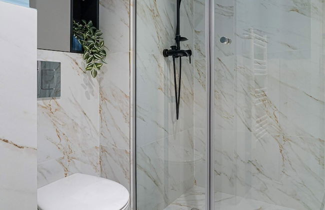 Lively Colors & Serene Comfort - Renovated 1BR by Piata Universitatii - Foto 20